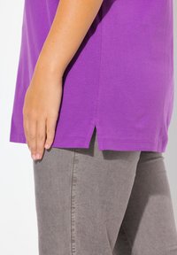Ulla Popken MANCHES COURTES - Poloshirt - purple classispurple classic