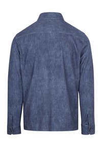 Donkerblauwe corduroy blouse met verticale ribbelstructuur, een puntige kraag en knoopmanchetten. De achterkant toont vlakke naden en een staart.