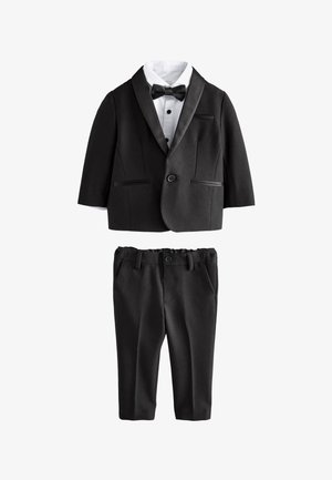 Set de tuxedo pentru copil mic, negru, cu papion, cămașă albă, sacou cu rever din satin și pantaloni asortați.