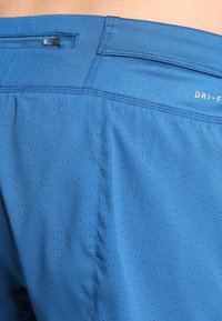 Nike Performance Träningsshorts - blue