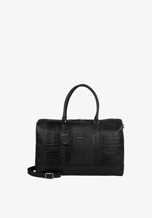 Czarna torba typu duffel z teksturą skóry w tłoczenie krokodyla, gładkim dnem, podwójnymi uchwytami, odczepianym paskiem na ramię i srebrnym zamkiem błyskawicznym.