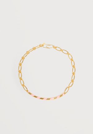 Gold chain bracelet with elongated links and a curved bar featuring alternating pink and gold diagonal stripes.