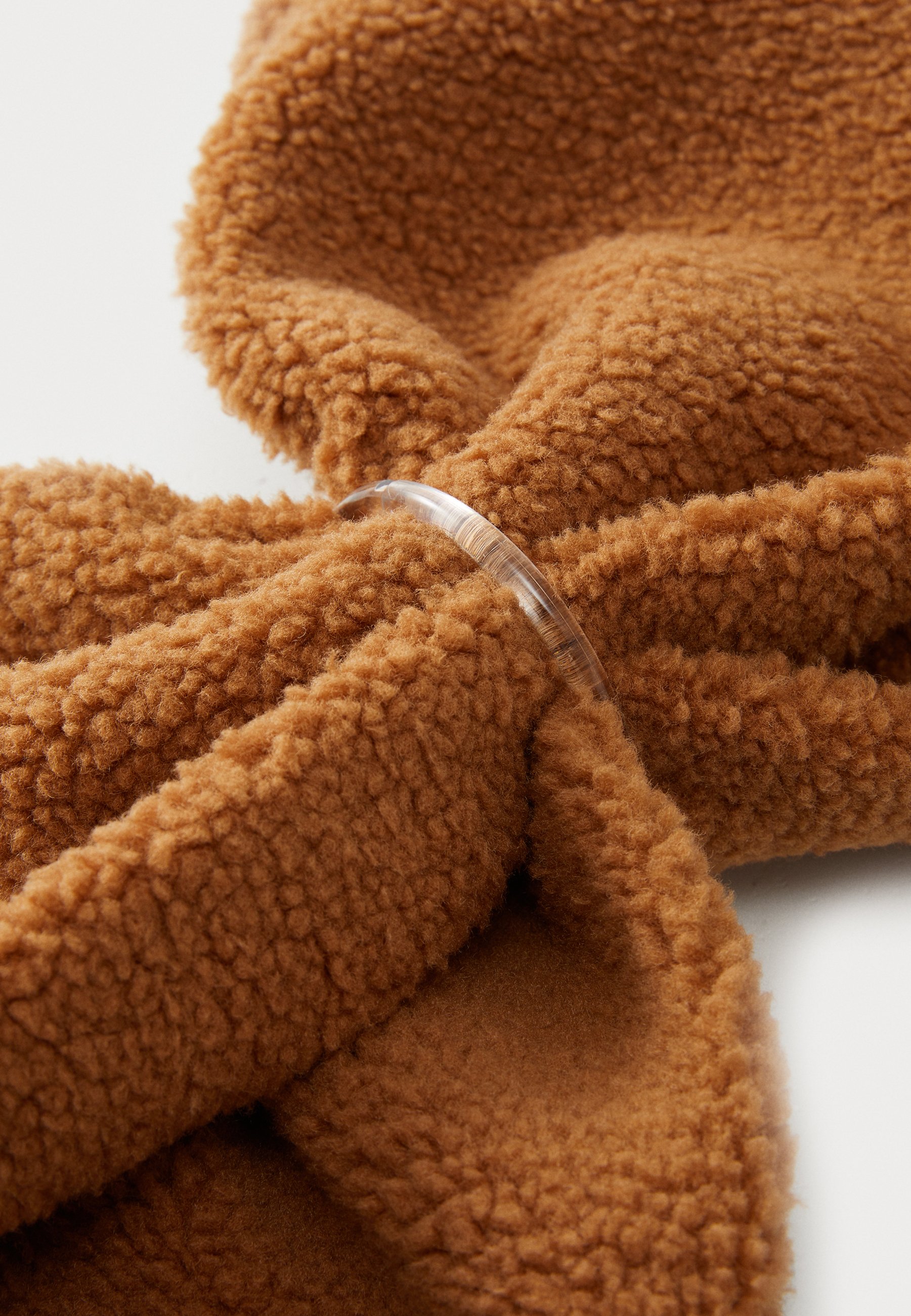 最終値下げ完売品UGG FLUFF REV SCARF チェスナット OS UGG FLUFF SCALLOPED SCARF UNISEX - Scarf - chestnut/cognac