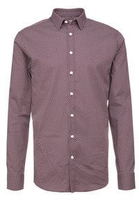 Camicia a maniche lunghe color bordeaux con motivo a rombi, colletto button-down e bottoni bianchi, caratterizzata da una texture di tessuto liscia.