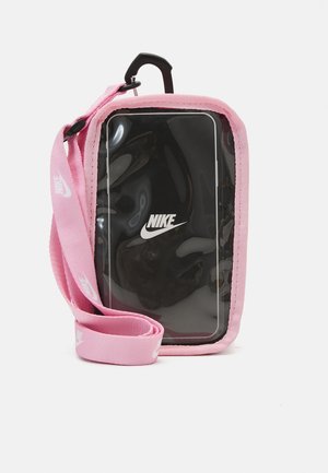 Nike Sportswear CLUB PHONE CROSSBODY UNISEX - Telefonveske - med soft pink/black/white