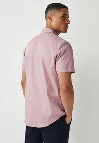 Next TRIMMED REGULAR FIT - Košile - damson pink