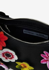 Desigual Handtasche - black