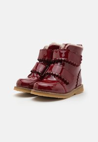 Petit Nord Copenhagen SCALLOP UNISEX - Talvesaapad - cherry