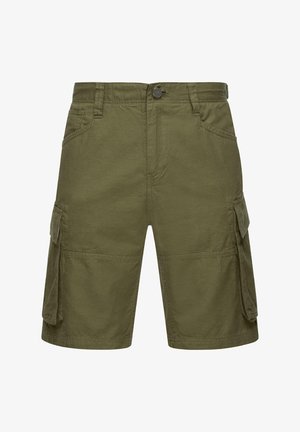 Shorts cargo en vert olive, fabriqués en coton. Comprend des poches latérales, des détails cousus et une fermeture à bouton à la taille.