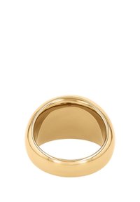 Anello in metallo dorato con un design liscio e arrotondato. Presenta una superficie lucida e una fascia leggermente più spessa. Nessun motivo o dettaglio visibile.