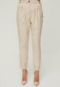 Trendyol Kalhoty - beige