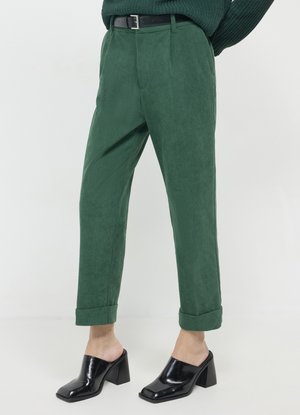 CON RISVOLTO EFFETTO  - Pantaloni - verde