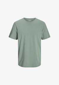 Unselected, iceberg green