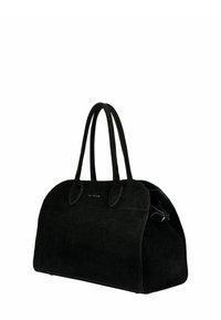 Černá semišová kabelka s dvojitými uchy, zaobleným tvarem, jemným prošíváním a hladkým povrchem. Na přední straně se nachází logo.