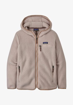 Chaqueta de forro polar beige claro con capucha, cremallera frontal completa, tres bolsillos con cremallera y logo de Patagonia en el pecho.