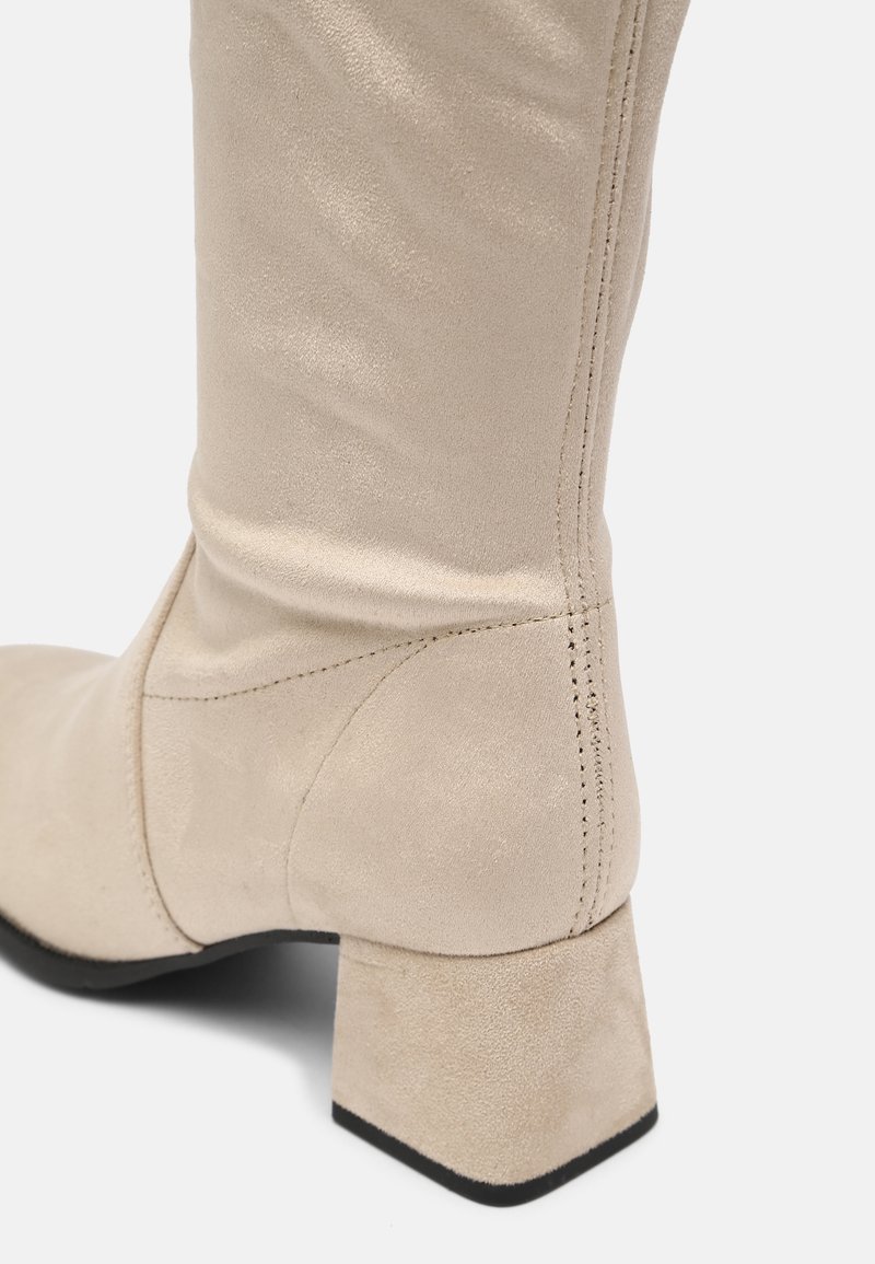 Tamaris Boots Tamaris Overknee Stiefel Beige Tamaris Overknees Off