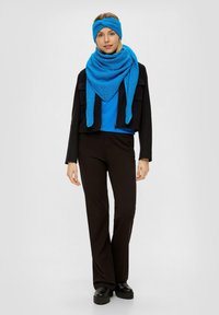 s.Oliver DREIECKS - Sjaal - royalblau