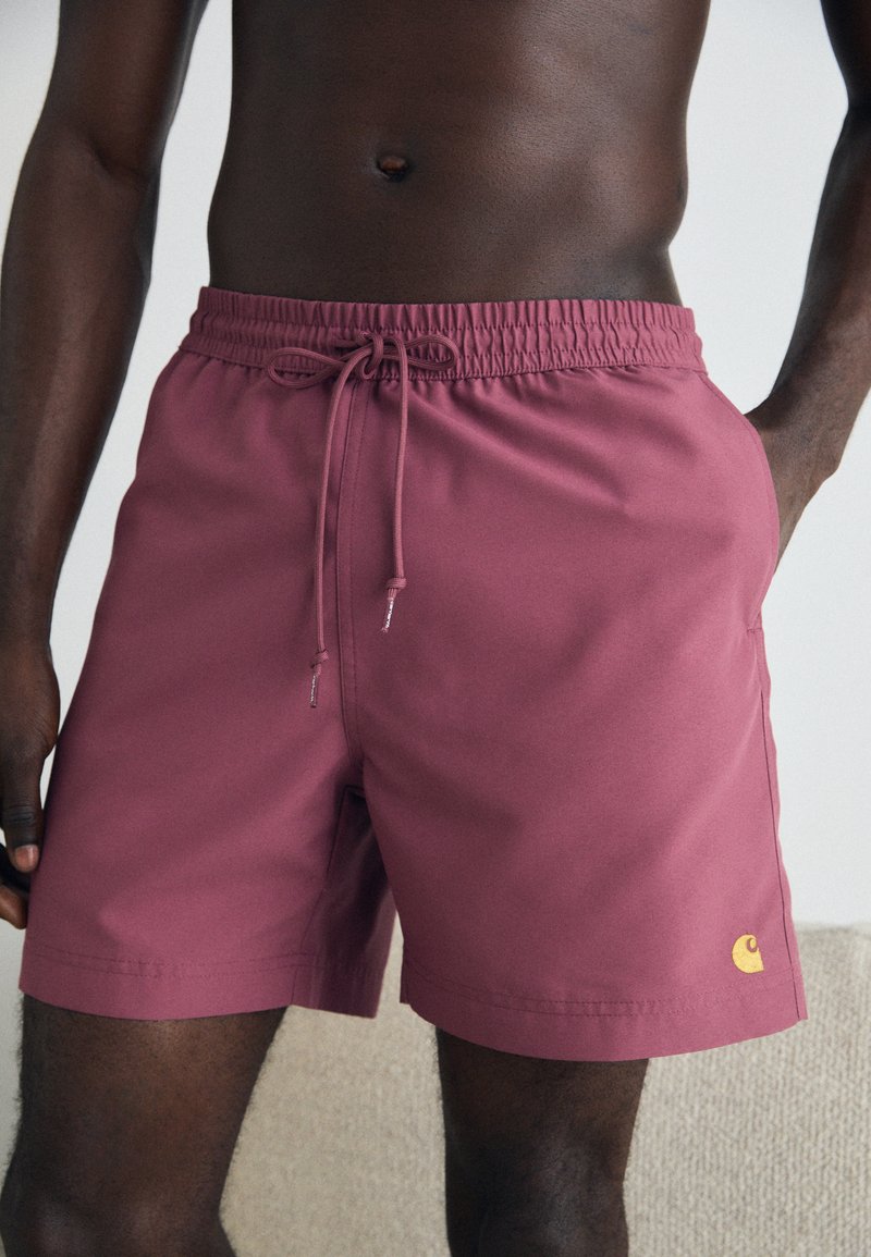 Carhartt WIP CHASE SWIM TRUNKS - Shorts da mare - dusty fuchsia/gold-coloured