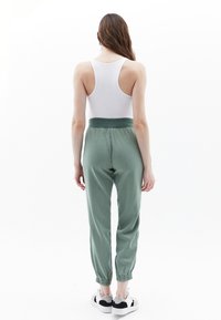 OXXO JOGGER - Trainingsbroek - antik hedge green