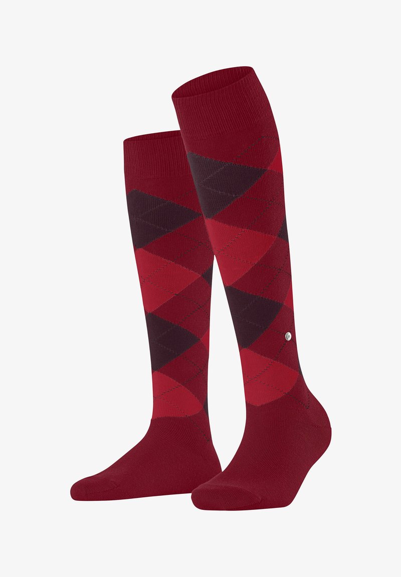 Ein Paar kniehohe Socken mit rot und dunkelrotem Karomuster, gerippten Bündchen und glatten Zehen.