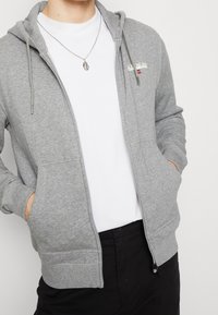 Napapijri Felpa con zip - grey