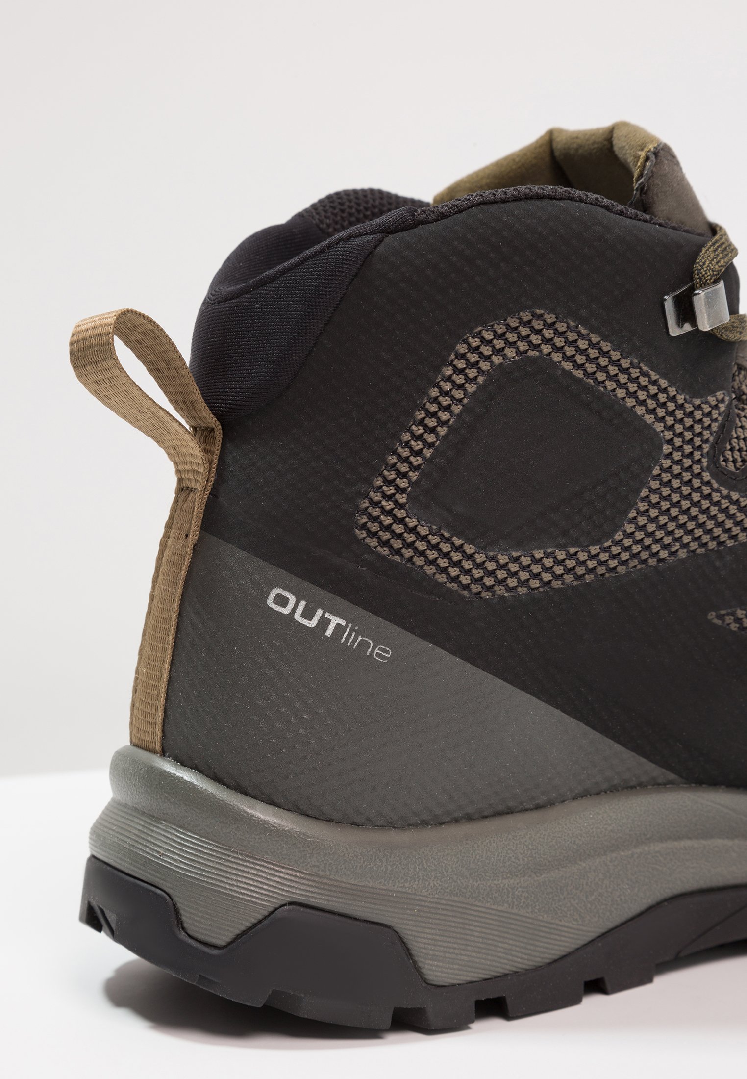 Salomon OUTLINE MID GTX Fjellsko blackbelugacapers Salomon OUTLINE MID GTX Fjellsko blackbelugacapers