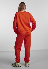 Pieces PCCHILLI pomarańczowy