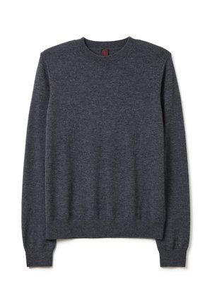 Pull en gris foncé à col rond avec des manches longues, des poignets et un ourlet côtelés. Fabriqué en tissu texturé adapté à une tenue décontractée.