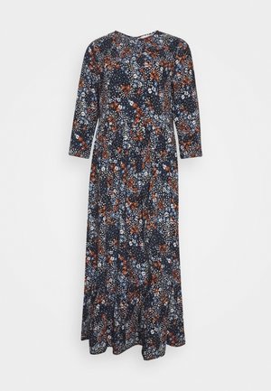 Maxi sukienka z długimi rękawami, okrągłym dekoltem i wielokolorowym kwiatowym wzorem w odcieniach granatu, rdzawego, białego i jasnoniebieskiego.