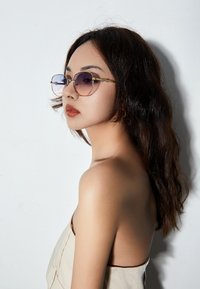 Victoria Hyde CECILIA  - Sluneční brýle - blau rosa farbverlauf