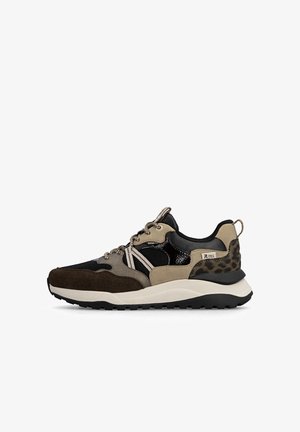 Rieker, RIEKER SNEAKER LOW W2501 - Trainers - brown