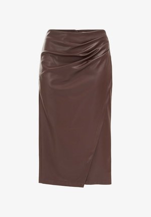 WE Fashion, CURVE - Pencil skirt - cinnamon brown