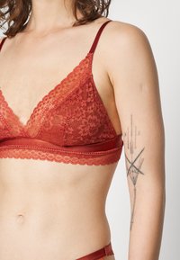 LASCANA VIVANCE BY LASCANA BRALETTE - Trīsstūrveida krūšturis - terracotta