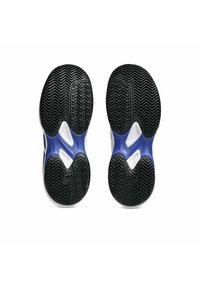 Suola di scarpe con un battistrada in gomma nera, caratterizzata da un motivo a zig-zag e dettagli bianchi e blu nel design della suola intermedia.