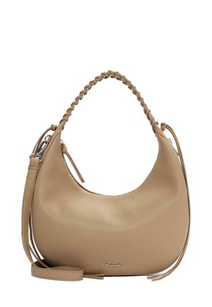 Sac à main beige en forme de croissant avec poignée tressée, bandoulière amovible et accents de fermeture éclair argentée.