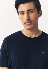 Next STAG - Basic póló - new navy blue