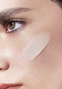 Rexaline CRYSTAL BRIGHT SERUM - Serum - grey