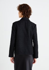 ONLY ONLSABRINA BOUCLE SHACKET - Jachetă de vară - black