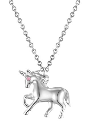 Ezüst unikornis medál, amelynek előre emelt lába és rózsaszín drágakőből készült szeme van, ezüstláncon.