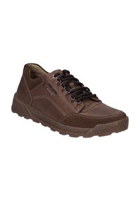 Sneaker in pelle marrone con pannelli texturizzati e lisci, dotato di lacci scuri, lingua imbottita e suola robusta e strutturata.