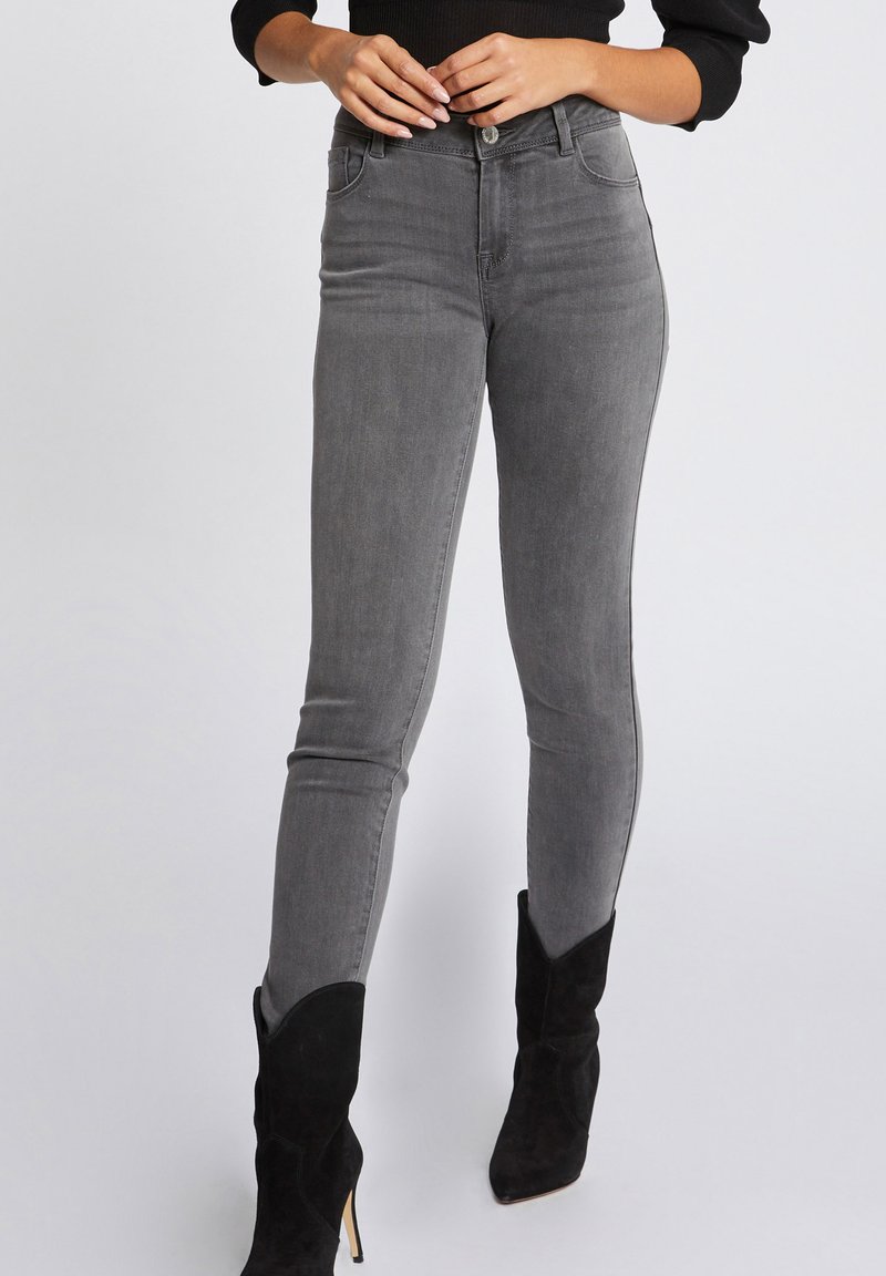 Morgan - Jeansy Skinny Fit, Powiększ