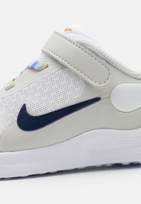 Nike Performance Silniční běžecké boty - white
