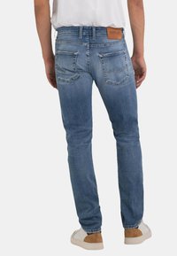 Replay GROVER IM 5-POCKET-STYLE MIT LABE - Jeans slim fit - blau