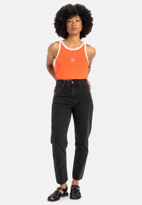 PENIDA  - Top - nme3