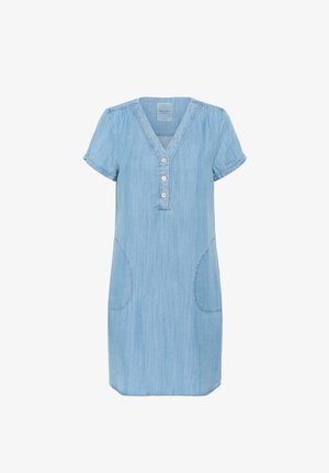 Abito in denim di colore blu chiaro con maniche corte, scollo a V, pattina con cinque bottoni e due tasche anteriori. Texture morbida e fit casual.