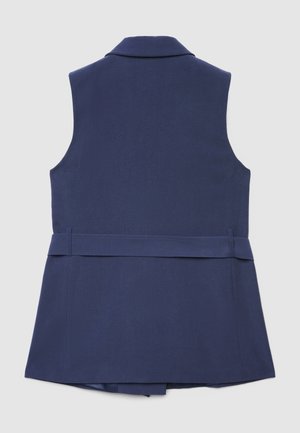 Marineblaue ärmellose Weste mit scharfem Kragen, Taillengürtel und klaren Linien, gefertigt aus einem glatten Stoff ohne sichtbare Muster.