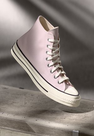 CHUCK 70 UNISEX - Höga sneakers - shy flamingo/egret/black