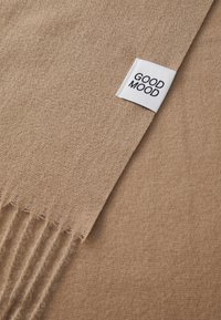 Pieces PCRASMIN LONG SCARF PATCH - Šal - silver mink