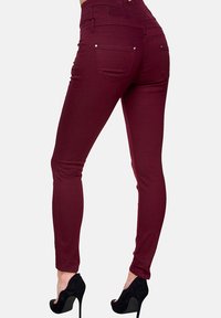 Elara HIGHWAIST - Vaqueros pitillo - rot