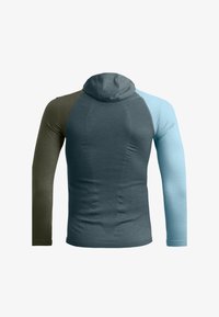 Unselected, dark arctic grey